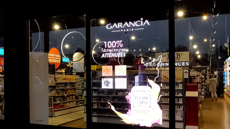 transforming-retail-spaces-with-transparent led-film-screen