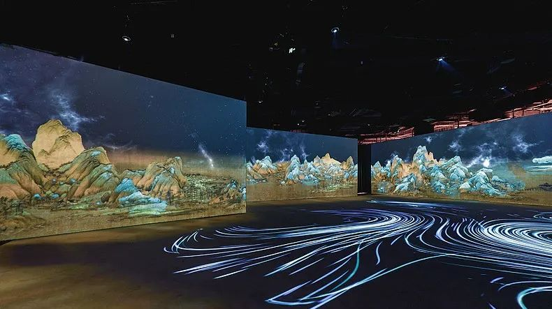 How does an LED display maximize its effectiveness in immersive scenes? 2 one